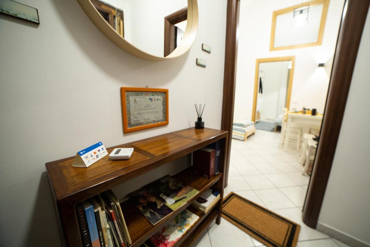 Bnb Al Centro E Meglio, Napoli Lägenhet Exteriör bild